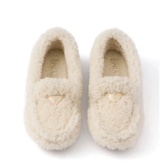 PRADA Women’s shearling driving shoes - Picture 1 of 16